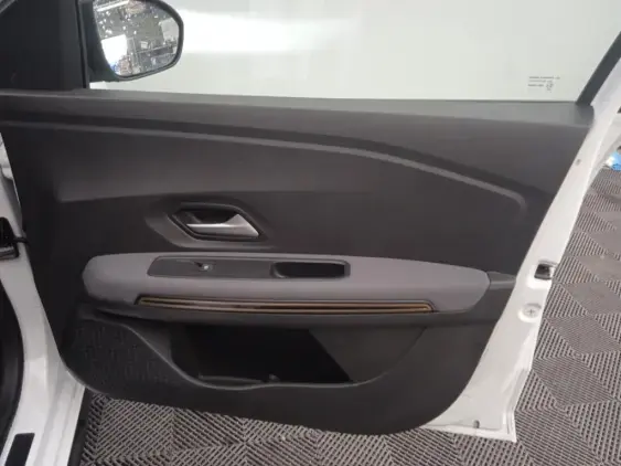 DACIA SANDERO III - voiture d'occasion - Photo 20