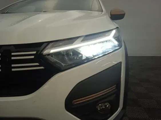 DACIA SANDERO III - voiture d'occasion - Photo 22