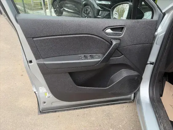 RENAULT CAPTUR II - voiture d'occasion - Photo 19