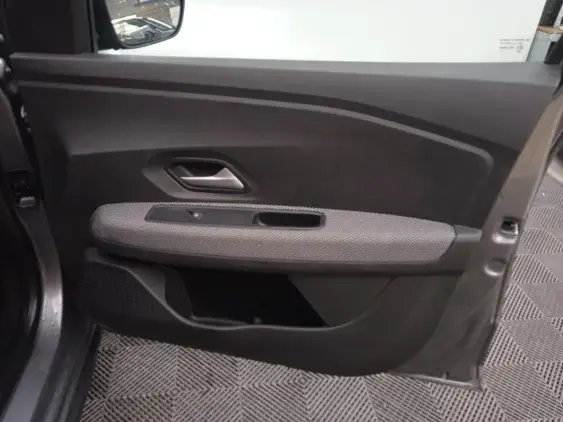 DACIA SANDERO III - voiture d'occasion - Photo 19