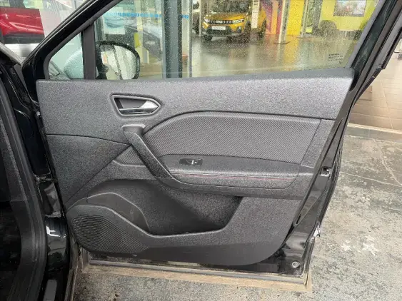 RENAULT CAPTUR II - voiture d'occasion - Photo 19