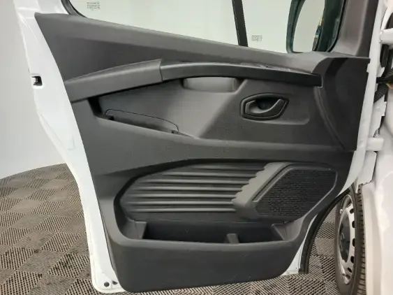 RENAULT TRAFIC FG III - voiture d'occasion - Photo 19