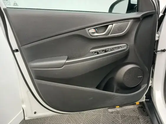 HYUNDAI KONA ELECTRIQUE - voiture d'occasion - Photo 19