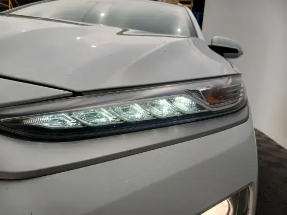 HYUNDAI KONA ELECTRIQUE - voiture d'occasion - Photo 22