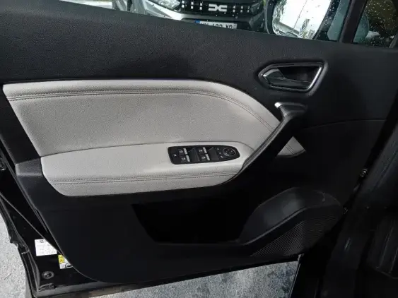 RENAULT CAPTUR II - voiture d'occasion - Photo 18