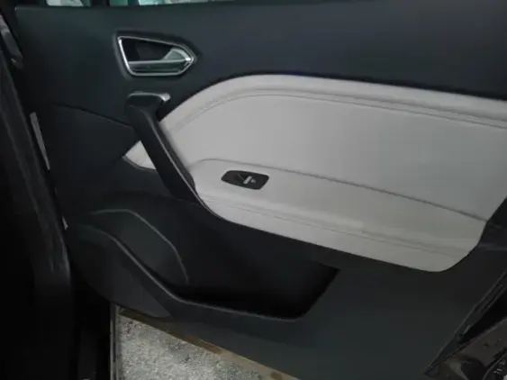 RENAULT CAPTUR II - voiture d'occasion - Photo 19