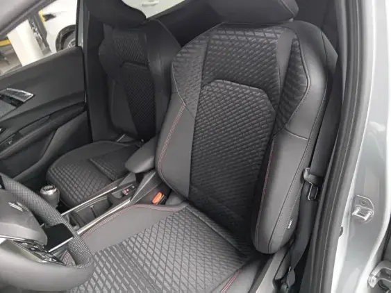 RENAULT CLIO VI - voiture d'occasion - Photo 18
