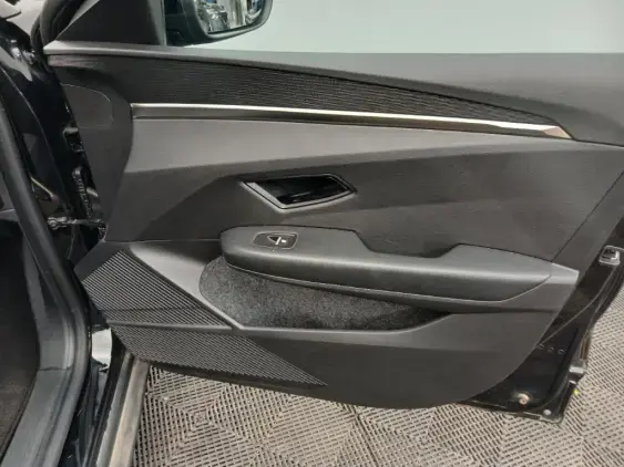 RENAULT MEGANE V - voiture d'occasion - Photo 19