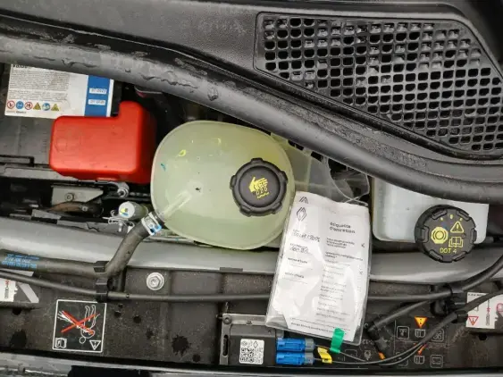 RENAULT TWINGO ELECTRIQUE III - voiture d'occasion - Photo 19