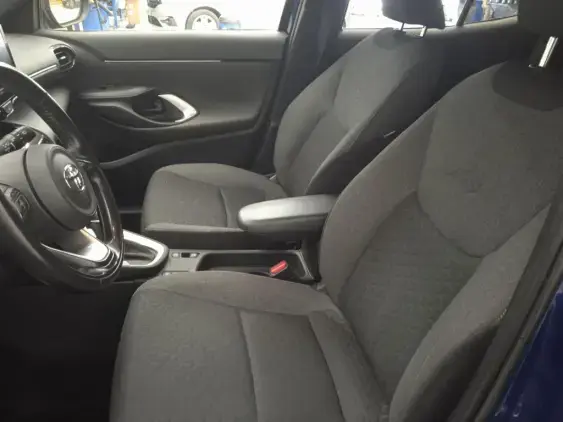 TOYOTA YARIS CROSS I - voiture d'occasion - Photo 18
