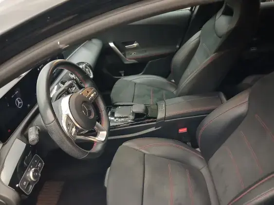 MERCEDES CLASSE A IV - voiture d'occasion - Photo 18