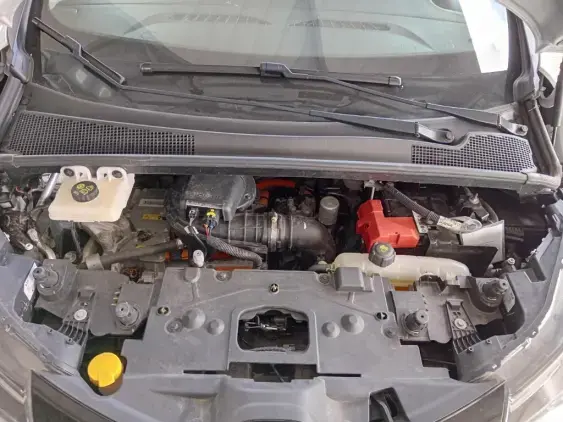 RENAULT ZOE - voiture d'occasion - Photo 19