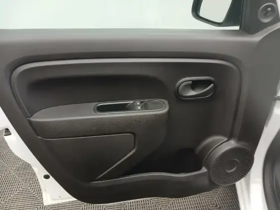 RENAULT TWINGO ELECTRIQUE III - voiture d'occasion - Photo 17