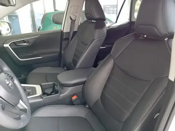 TOYOTA RAV4 V - voiture d'occasion - Photo 17