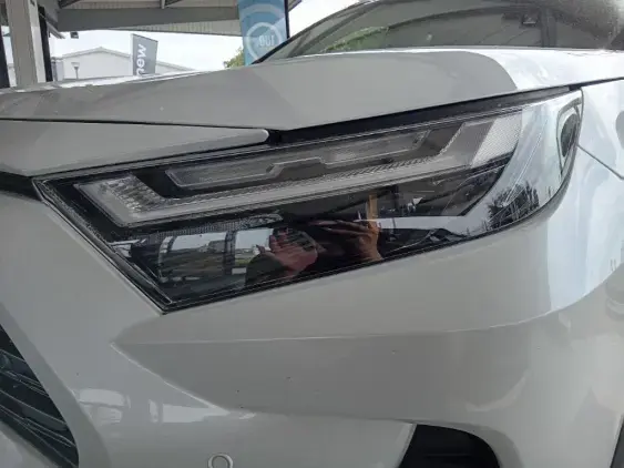 TOYOTA RAV4 V - voiture d'occasion - Photo 21