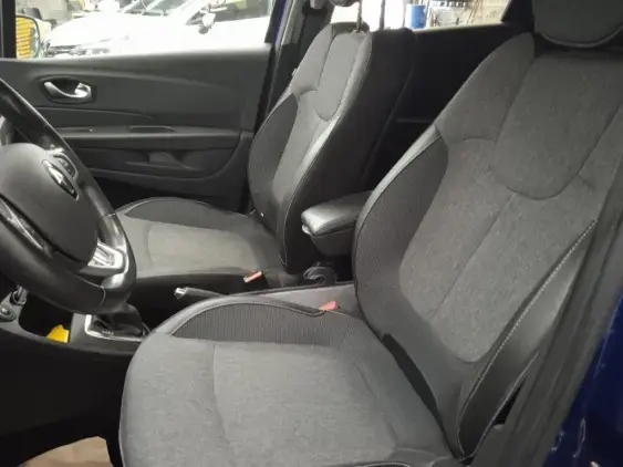 RENAULT CAPTUR - voiture d'occasion - Photo 17