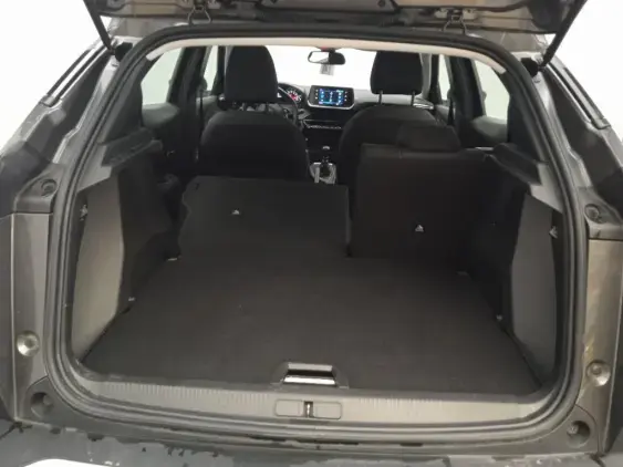 PEUGEOT 2008 II - voiture d'occasion - Photo 16