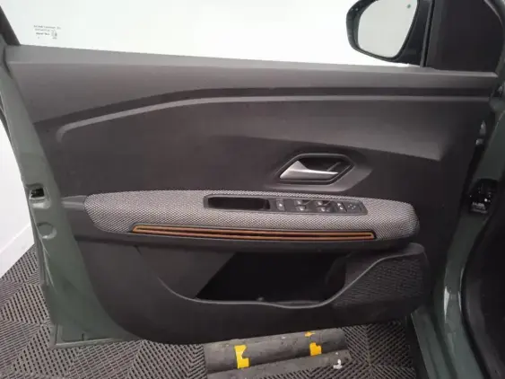 DACIA SANDERO III - voiture d'occasion - Photo 19