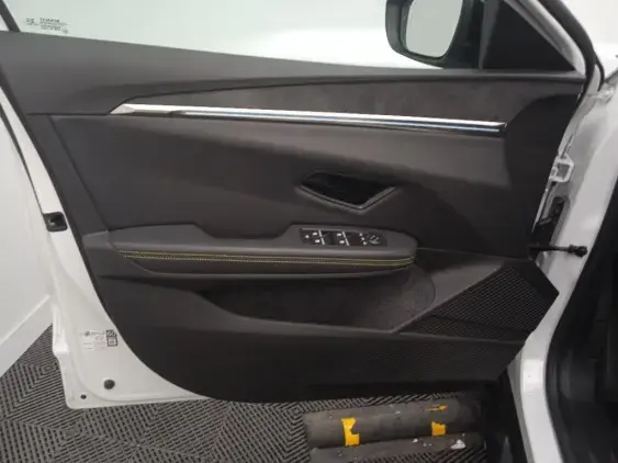 RENAULT MEGANE V - voiture d'occasion - Photo 19