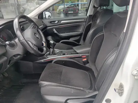 RENAULT MEGANE IV - voiture d'occasion - Photo 17