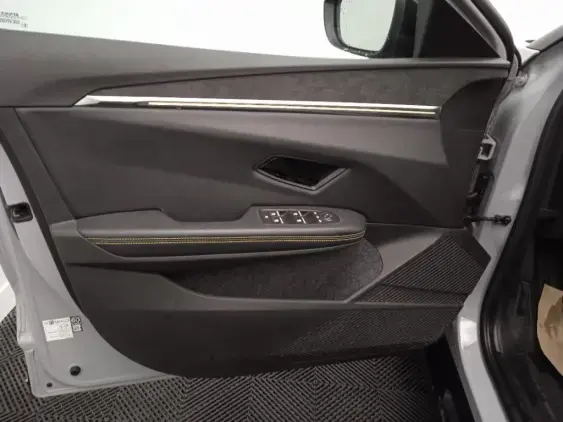 RENAULT MEGANE V - voiture d'occasion - Photo 19