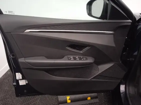 RENAULT MEGANE V - voiture d'occasion - Photo 19