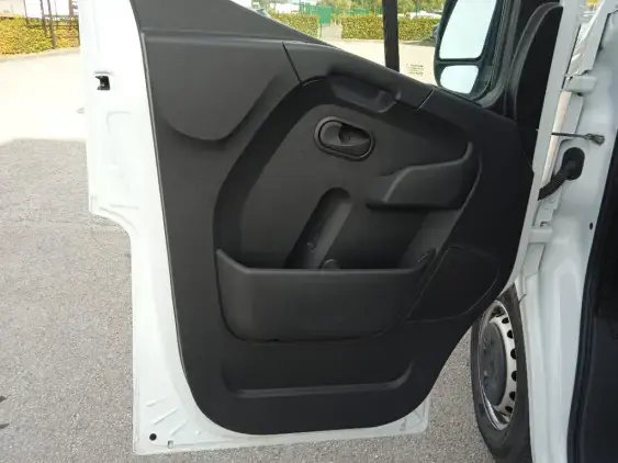 RENAULT MASTER FG III - voiture d'occasion - Photo 19
