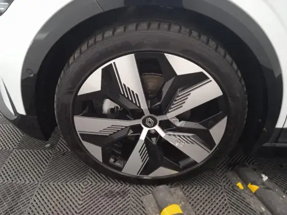 RENAULT MEGANE V - voiture d'occasion - Photo 23