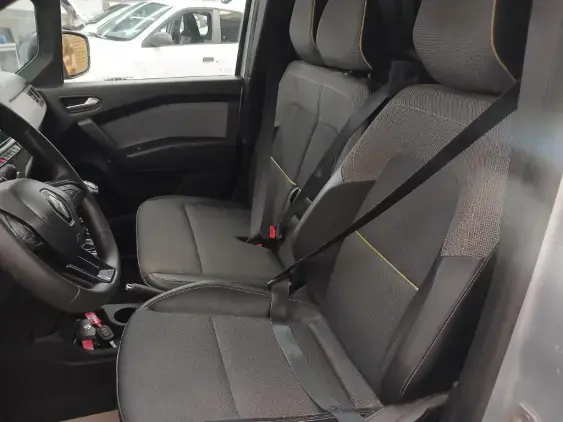 RENAULT KANGOO III - voiture d'occasion - Photo 18