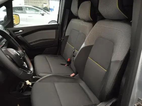 RENAULT KANGOO III - voiture d'occasion - Photo 18