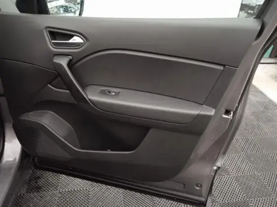 RENAULT CAPTUR II - voiture d'occasion - Photo 20