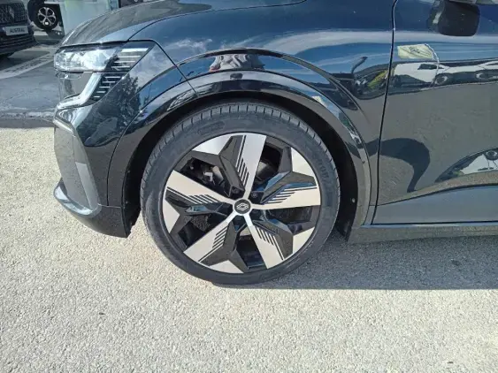 RENAULT MEGANE V - voiture d'occasion - Photo 22