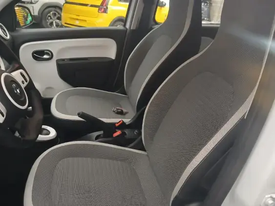 RENAULT TWINGO ELECTRIQUE III - voiture d'occasion - Photo 16