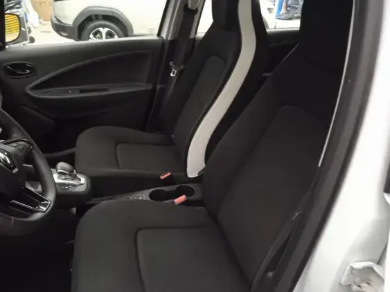 RENAULT ZOE - voiture d'occasion - Photo 16