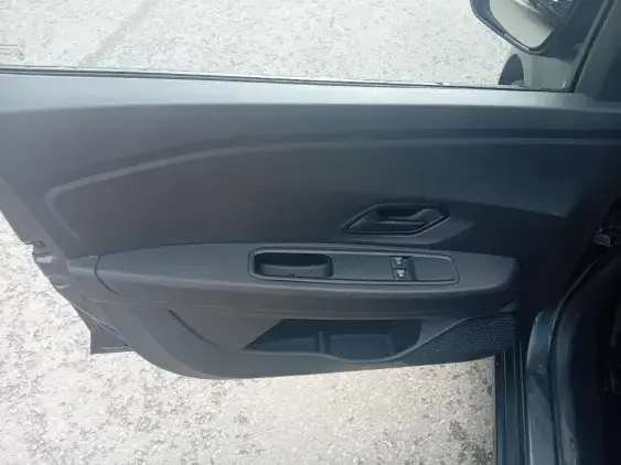 DACIA SANDERO III - voiture d'occasion - Photo 12