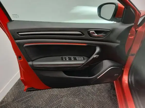 RENAULT MEGANE IV - voiture d'occasion - Photo 19