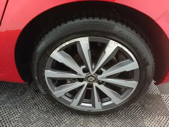 RENAULT MEGANE IV - voiture d'occasion - Photo 24