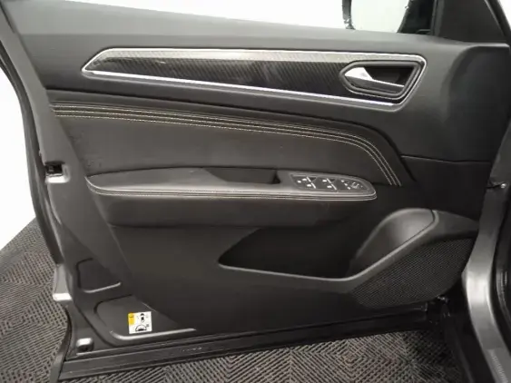 RENAULT ARKANA - voiture d'occasion - Photo 19