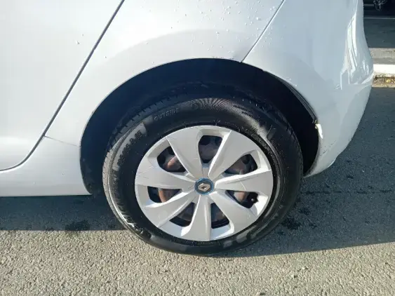 RENAULT ZOE - voiture d'occasion - Photo 21