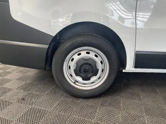 RENAULT TRAFIC FG III - voiture d'occasion - Photo 25