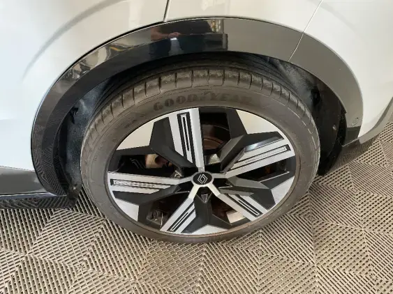 RENAULT MEGANE V - voiture d'occasion - Photo 24