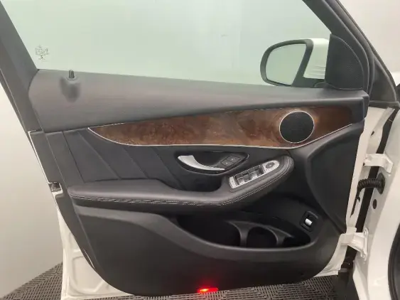 MERCEDES GLC I - voiture d'occasion - Photo 19