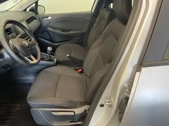 RENAULT CLIO V - voiture d'occasion - Photo 18