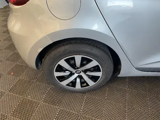 RENAULT CLIO V - voiture d'occasion - Photo 25