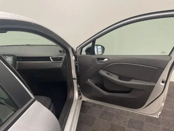 RENAULT CLIO V - voiture d'occasion - Photo 20