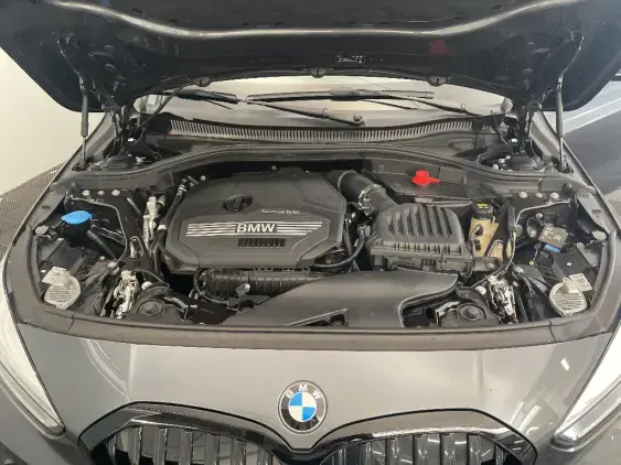 BMW SERIE 1 F40 - voiture d'occasion - Photo 21