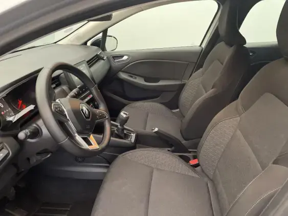 RENAULT CLIO V - voiture d'occasion - Photo 18