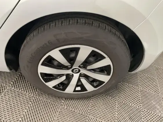 RENAULT CLIO V - voiture d'occasion - Photo 24