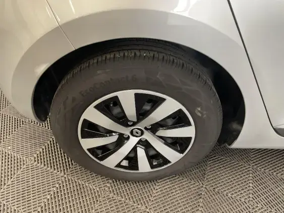 RENAULT CLIO V - voiture d'occasion - Photo 25