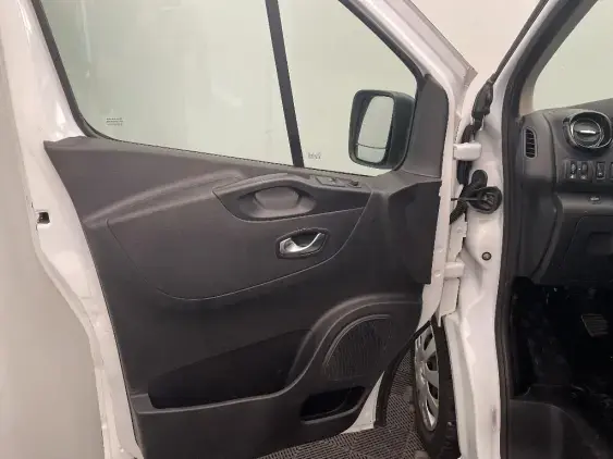 RENAULT TRAFIC FG III - voiture d'occasion - Photo 19